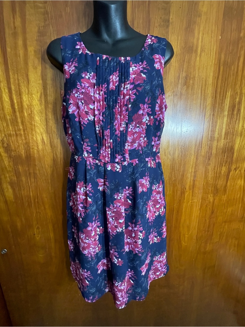 Forever 21 Navy Blue & Fuchsia Pink Floral Pleated Bodice Mini Summer Dress M